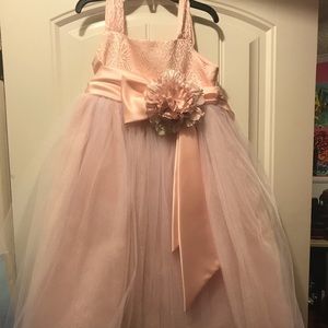 Chantily Place Dress with flower Size 6